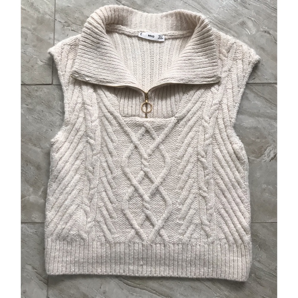 NWOT Mango Knit Vest